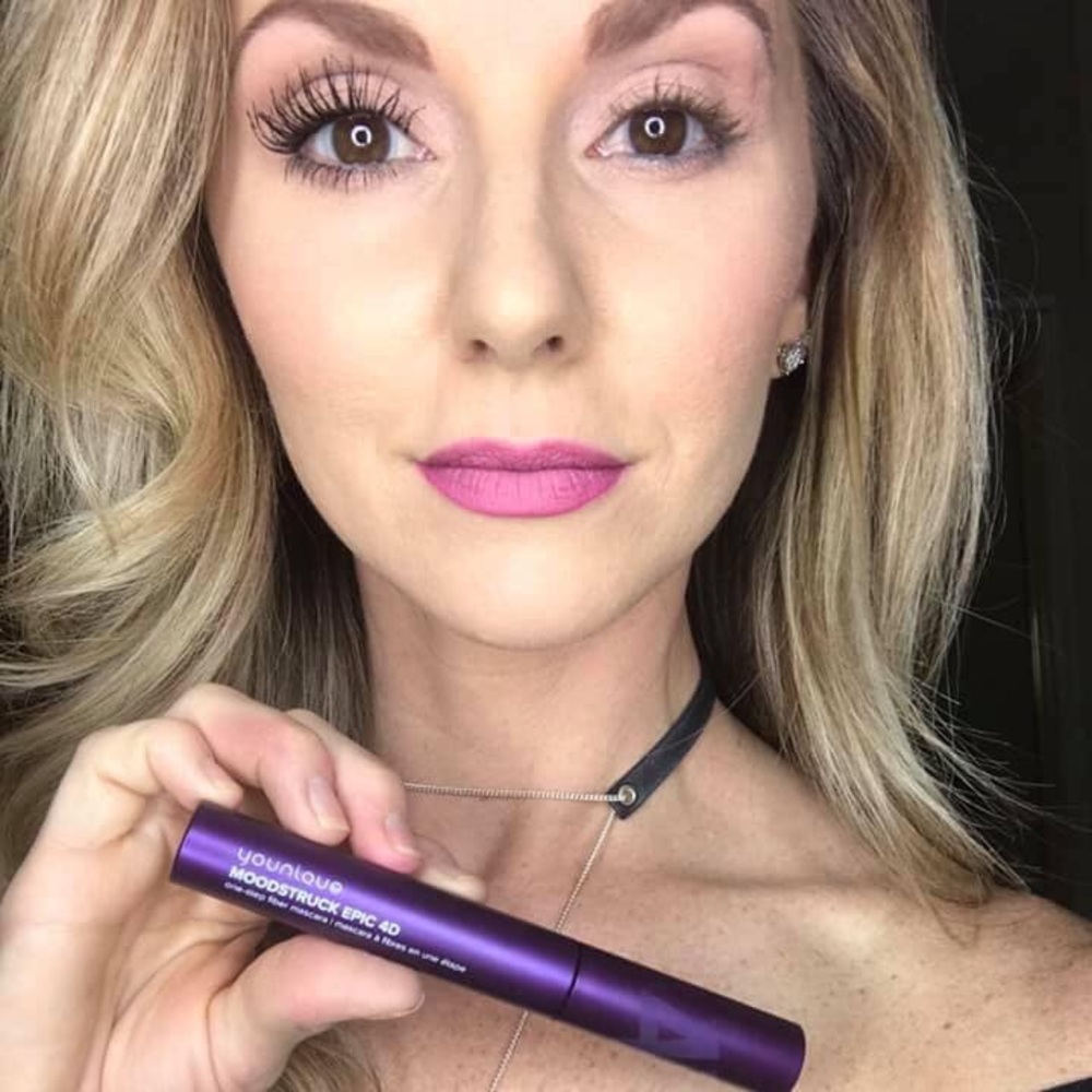 💜 NEW 4D MASCARA! 💜 - Picture 3 of 6